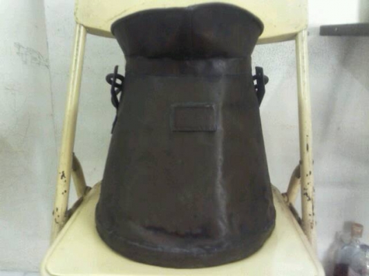 ที่ตวงน้ำมันทองเหลืองงานเก่าหนัก 2 กิโล