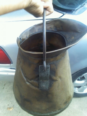 ที่ตวงน้ำมันทองเหลืองงานเก่าหนัก 2 กิโล