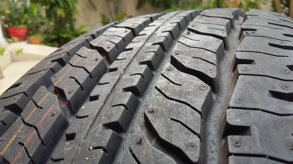 ขายล้อพร้อมยาง 215/70R16 ล้อ-ยางใหม่เอี่ยม ถอดเพื่อติดแก๊สเก็บในบ้านตลอด