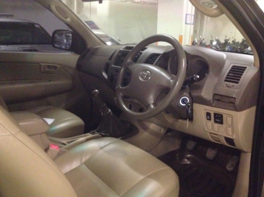 ขาย TOYOTA VIGO 4 WD CAB 3.0 G ปี 06เกียร์ธรรมดา