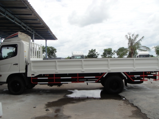 HINO FC9J series 500 เครื่องยนต์ 150 แรง กะบะเหล็กต่อใหม่ ยาว 5.60 เมตร ยางสวย