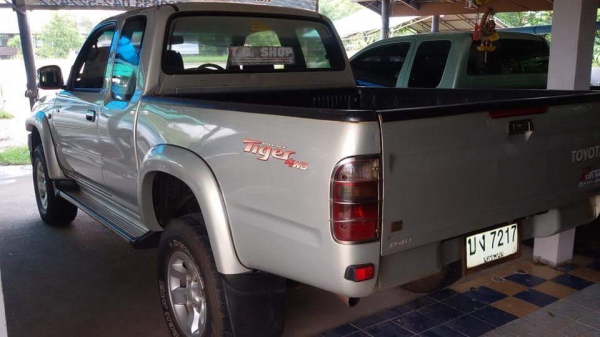 TOYOTA TIGER 2.5D4D โฟวีลแท้ปี45 หน้าเดินท้ายเดิม กะโปรงเดิม รถมือเดียวครับ