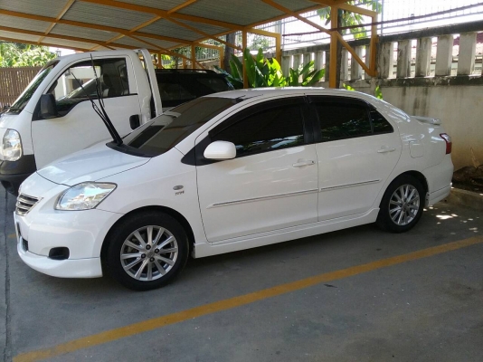 ขายรถยี่ห้อ TOYOTA แบบ SOLUNA