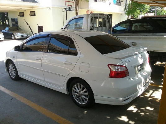 ขายรถยี่ห้อ TOYOTA แบบ SOLUNA