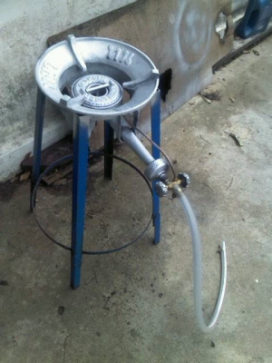 ขาตั้งแก็สพร้อมเตา