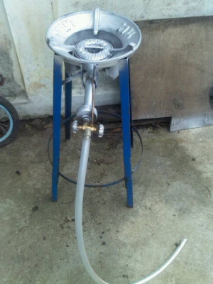 ขาตั้งแก็สพร้อมเตา