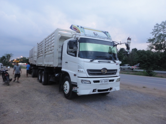 ขายรถบรรทุก 10 ล้อดั้มพ์ HINO MEGA ปี 48 แม่ ลูก สองเพลา 260 แรงม้า