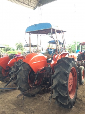 ขายยรถไถคูโบต้าL3001 สภาพดีพร้อมใช้งาน