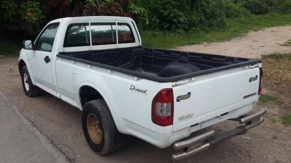 ขายรถกระบะ Isuzu D-max หัวเดี่ยว ปี 2547 ราคา 195,000 บาท +++++++ ขายรถกระบะ Isuzu D-max หัวเดี่ยว ปี 2547 ราคา 195,000 บาท +++++++