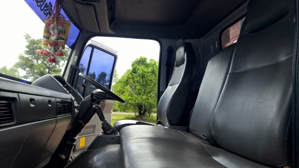 ขาย 6 ล้อกลาง HINO FC4J 140 แรงม้า ตราสมอเงิน