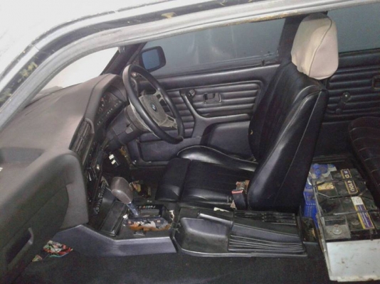 ขาย BMW  รถบ้าน   เครื่องJ1+LPG  ลงเล่มเรียบร้อย  ช่วงล่างดี