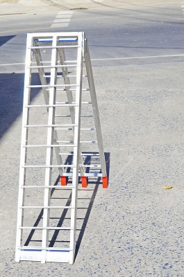 ของ Lot ใหม่จะเข้าแล้ว  บันไดอลูมิเนียม  ขึ้น รถ มอไซ โปรโมชั่นเพียง 2800 บาท ลดจาก 48**  จำนวนจำกัดของเข้าแล้วครับ บันได ขึ้น รถ มอไซ โปรโมชั่นเพียง 3800 บาท ลดจาก 4800  ถูกที่สุด