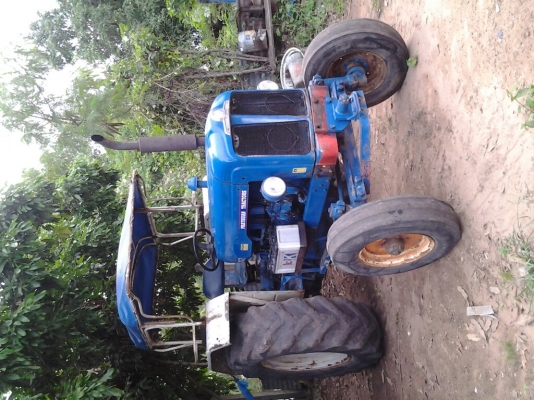 ขายรถไถ ฟอร์ดซุปเปอร์ 65แรง (ตัวป่าว) ขายรถไถ ฟอร์ดซุปเปอร์ 65แรง (ตัวป่าว)