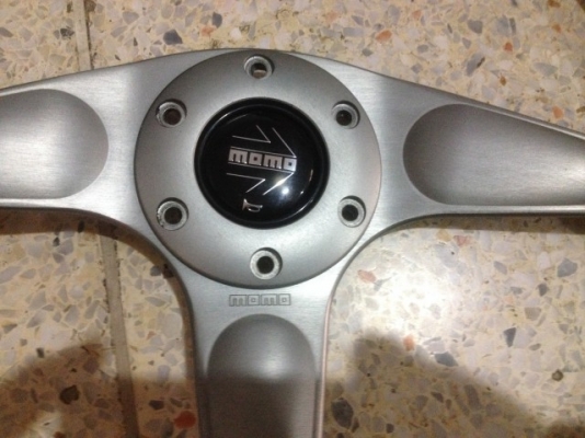 วง MOMO เเท้สามก้านไม้สวยเเป้นเเตรวงเเหวนครบของเก่าญี่ปุ่นสภาพดี