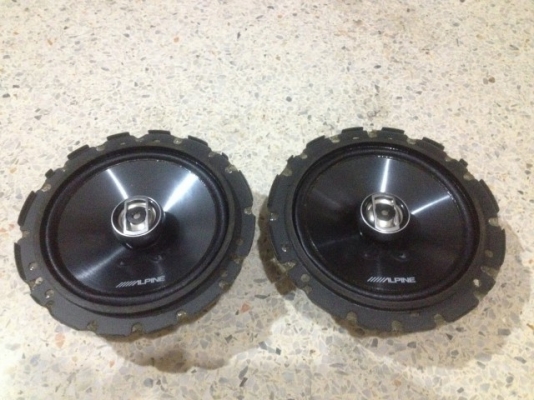 ลำโพง6นิ้ว2ทาง ALPINE ของเก่าญี่ปุ่นเเท้สภาพสวยคู่ละ