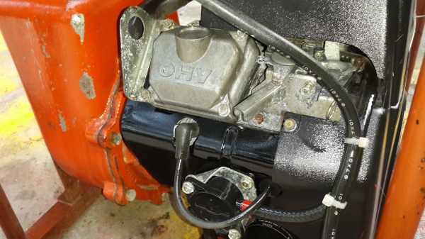 เครื่อง 2 สูบ 18 แรง ปั้มน้ำ 3 x 3 นิ้ว ตัวปั้มของ KATO รหัส O - 3 เครื่อง 2 สูบ 18 แรง ปั้มน้ำ 3 x 3 นิ้ว ตัวปั้มของ KATO รหัส O - 3