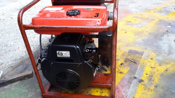 เครื่อง 2 สูบ 18 แรง ปั้มน้ำ 3 x 3 นิ้ว ตัวปั้มของ KATO รหัส O - 3 เครื่อง 2 สูบ 18 แรง ปั้มน้ำ 3 x 3 นิ้ว ตัวปั้มของ KATO รหัส O - 3