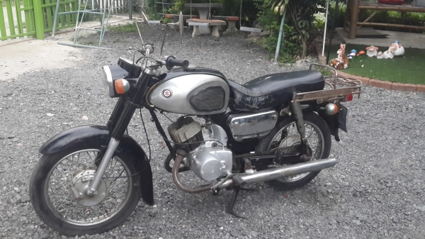 ขายk125 m1แท้ ทะเบียนโอน ภาษีเต็ม59