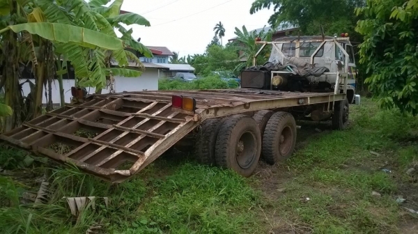 ขายเทนเลอร์เรียล 10 ล้อ 2 เพลา ไม่มีเล่มทะเบียน วางหัว JCM เครื่อง PD6 185 แรงม้า คัสซีมีปะบ้าง เบรคลมดัน พาวเวอร์ ราคาต่อรองได้ครับ