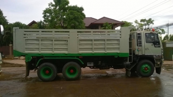 ขาย 10 ล้อดั้ม HINO FM3M คัสซีสวยตลอดเส้น เครื่องเดิม M10C 240 แรงม้า เกียร์เดิม สโลว์เดิม แอร์เย็น ทะเบียนพร้อมโอนครับ