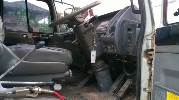 ขาย 10 ล้อดั้ม HINO FM3M คัสซีสวยตลอดเส้น เครื่องเดิม M10C 240 แรงม้า เกียร์เดิม สโลว์เดิม แอร์เย็น ทะเบียนพร้อมโอนครับ