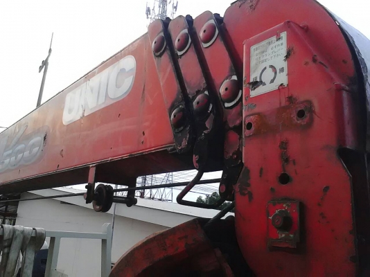 สิบล้อเครน 5. ตัน.   7.2 เมตร.  เพลาเดียว