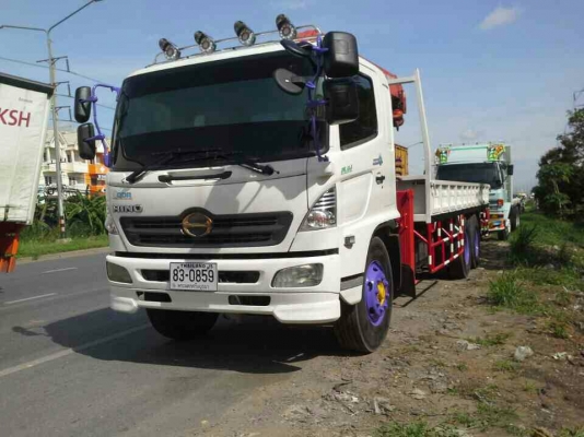 สิบล้อเครน 5. ตัน.   7.2 เมตร.  เพลาเดียว