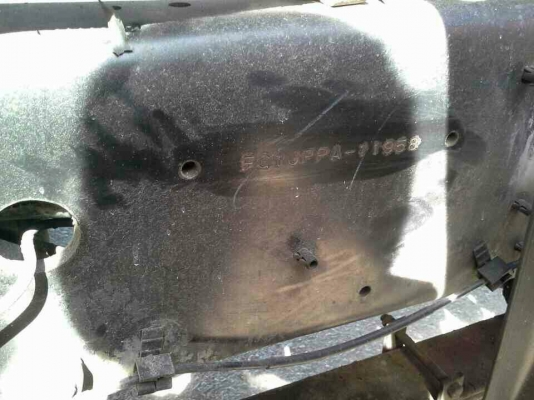 สิบล้อเครน 5. ตัน.   7.2 เมตร.  เพลาเดียว