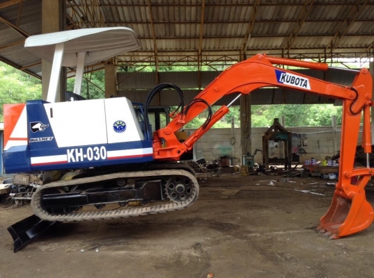 ขายรถขุด KUBOTA  KH-030. Pc30 รถนำเข้าเก่านอกแท้100\% เครื่องแน่น.  ปั๊มแรง  การใช้งานคล่องตัว  ระบบไว  รถพร้อมใช้งาน เอกสารใบอินวอยครบ