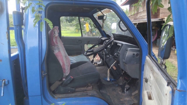 ขายรถยรรทุก 6ล้อกลาง ISUZU รุ่น NPR58L