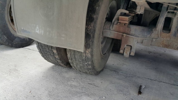 ขาย10ล้อพื้นเรียบเพลาเดียวรถห้าง ขาย10ล้อพื้นเรียบเพลาเดียวรถห้าง