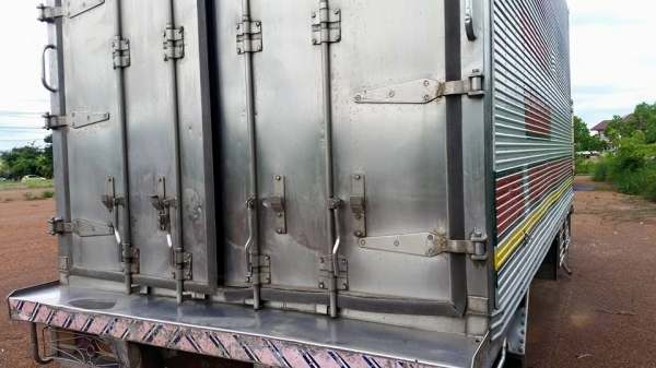 ขายตู้เปียกสแตนเลส ยาว6เมตร ใส่10ล้อ