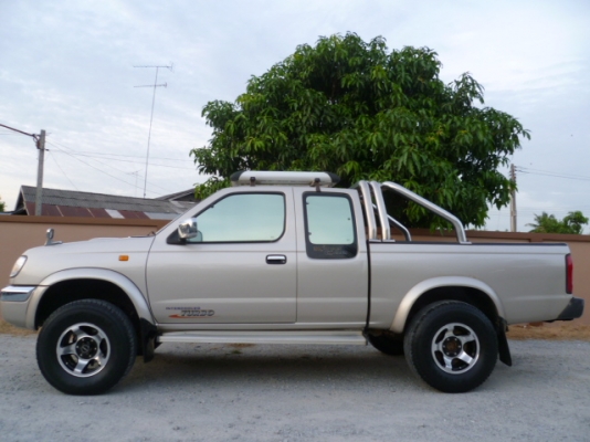 นิสสัน ฟรอนเทรีย แค๊ป 4WD เครื่อง 2500 อินเตอร์ เทอโบ แท้ๆ ปี 2001