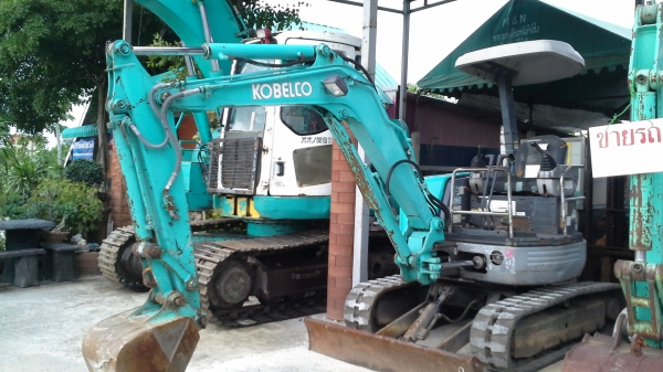 ขายรถแบคโฮ  KOBELCO SK 30 SR  รถเก่านอกพร้อมใช้งาน เครื่องดี ปั้มนิ้วแรงทำงานไว เครื่องดีเองแน่น แทรกสวย   มีไปพ์ปิ้ง มีเอกสารแจ้งจำหน่วยพร้อมทำเล่มได้  ชื้อไปใช้งานได้เลยค่ะราคาไม่แพงค่ะ
