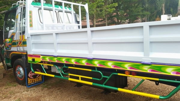 ขายรถ6ล้อ HINO 195แรง