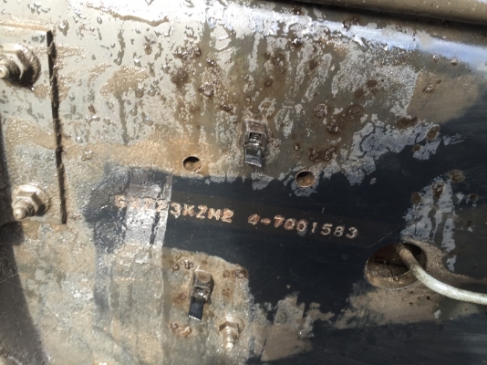 รายละเอียด..หัวลากมือสอง/Isuzu Deca 320 แรง ปี 50 เปลี่ยนหัวนอก/ยางอ่อน4เส้น  (รถวิ่งงานอยู่).