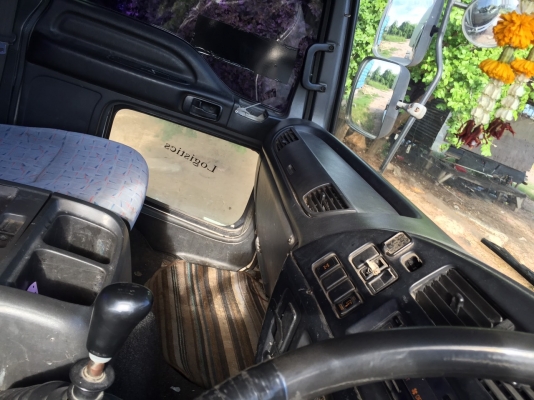 รายละเอียด..หัวลากมือสอง/Isuzu Deca 320 แรง ปี 50 เปลี่ยนหัวนอก/ยางอ่อน4เส้น  (รถวิ่งงานอยู่).