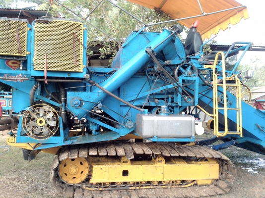 รถเกี่ยวข้าว