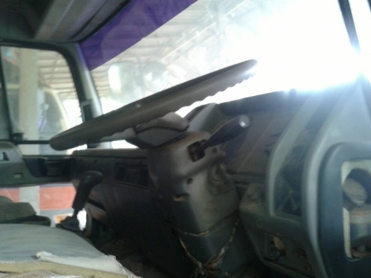 ้HINO FM3H ขายไปแพร่  700,000  บาทคะ