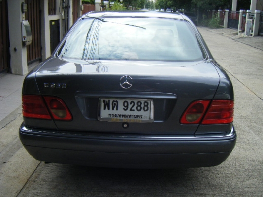 benz w210ตากลม 1997มือแรก ทำป.1ตลอดหมดปี59 ไม่เคยชน ไม่ติดก๊าซ ภายในสภาพดี ไมล์150000กม.