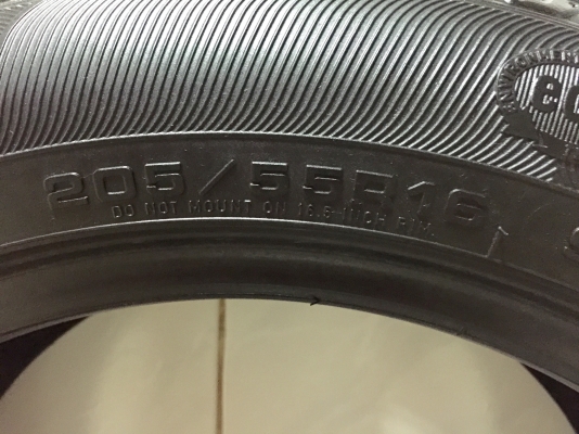 ขายยาง GOODYEAR EAGLE NCT5 205/55R16 ปี13สภาพสวย