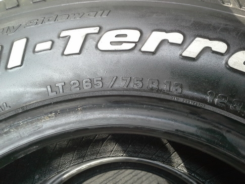 BF All USA. 265/70/16 ปี11 สภาพสวยๆ 1ชุด