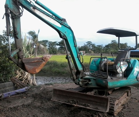 มัดจำแล้วครับ จาก คุณ กฤษณ์ กระทุ่มแบน pc30-7 พร้อมใช้งาน มีลายหัวเจาะปั๊มนิ้วเอวแน่นช่วงล่างเต็ม มัดจำแล้วครับ จาก คุณ กฤษณ์ กระทุ่มแบน pc30-7 พร้อมใช้งาน มีลายหัวเจาะปั๊มนิ้วเอวแน่นช่วงล่างเต็ม