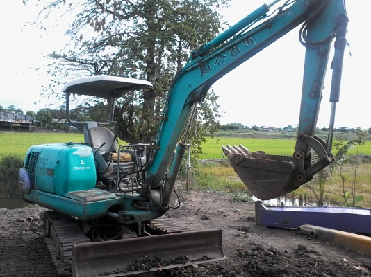 มัดจำแล้วครับ จาก คุณ กฤษณ์ กระทุ่มแบน pc30-7 พร้อมใช้งาน มีลายหัวเจาะปั๊มนิ้วเอวแน่นช่วงล่างเต็ม