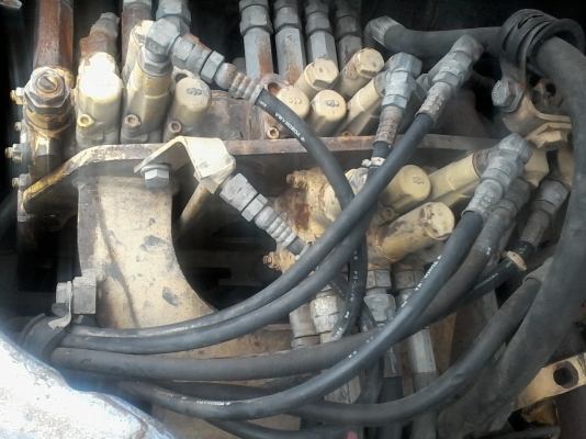 มัดจำแล้วครับ จาก คุณ กฤษณ์ กระทุ่มแบน pc30-7 พร้อมใช้งาน มีลายหัวเจาะปั๊มนิ้วเอวแน่นช่วงล่างเต็ม มัดจำแล้วครับ จาก คุณ กฤษณ์ กระทุ่มแบน pc30-7 พร้อมใช้งาน มีลายหัวเจาะปั๊มนิ้วเอวแน่นช่วงล่างเต็ม