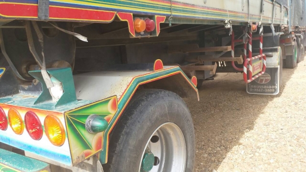 12 ล้อ อีซูซุ FXZ 23N 240แรงนางฟ้าแท้ แม่ลูก2เพาดั้ม  เล่มทะเบียนพร้อมโอน ราคา 980,000บ นะครับ แม่เดียว