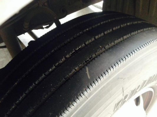 ขายรถสิบล้อ Isuzu DECA 360 คอกเกษตรดั้มเนียม อู่รวมชัย แม่ลูก ปี54รถสวยพร้อมใช้งาน ราคาต่อรองได้