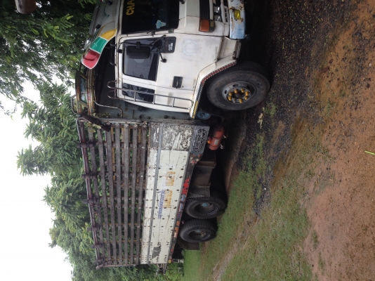 ขายสิบล้อเพลาเดียว ISUZU Rocky 175 แรงม้า