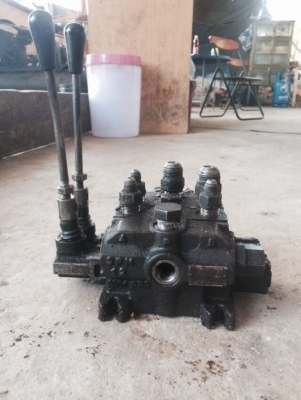 ขายคอนโทรลรถตัก/รถโฟล์คลิฟ