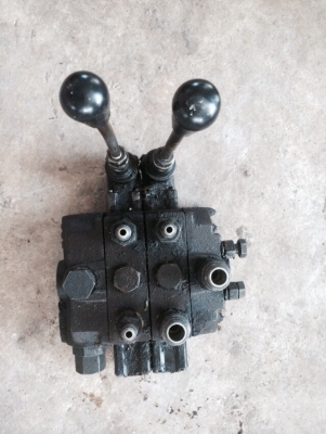 ขายคอนโทรลรถตัก/รถโฟล์คลิฟ ขายคอนโทรลรถตัก/รถโฟล์คลิฟ